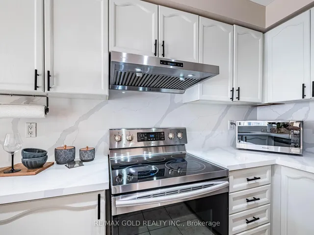 Additional image 13 of 35 Garibaldi Dr