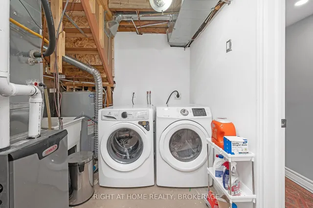 Additional image 28 of 74 Seabreeze Cres