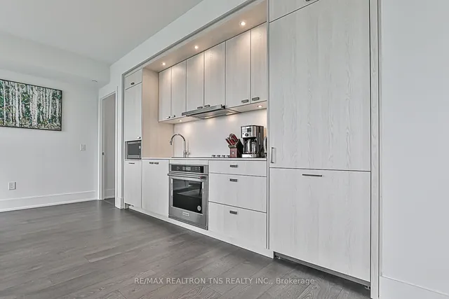 Additional image 9 of 480 Front st west St Unit 1504