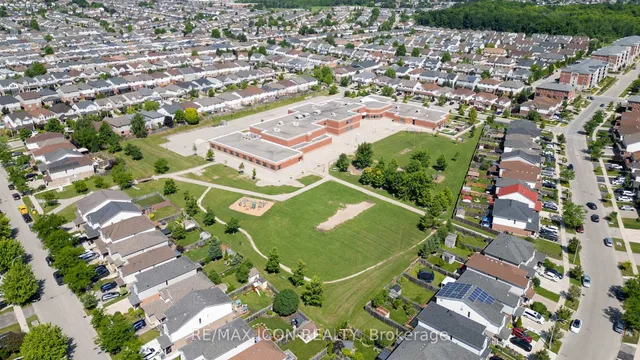 Additional image 45 of 22 Saxony St