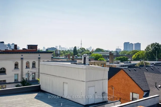 Additional image 16 of 2909 Dundas St