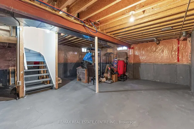 Additional image 39 of 27 Percy Gate