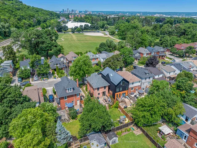 Additional image 15 of 209 Rothsay Ave