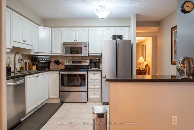 房产图片 6 - 安大略街1272号304单元