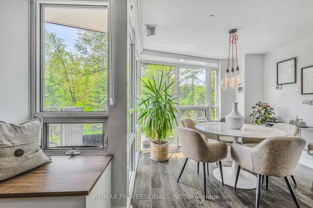 Additional image 24 of 2212 Lake Shore Blvd Unit Th04