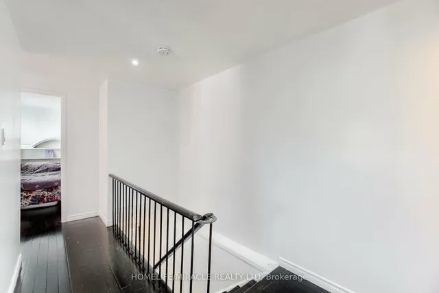 Additional image 19 of 34 Greenbush Cres