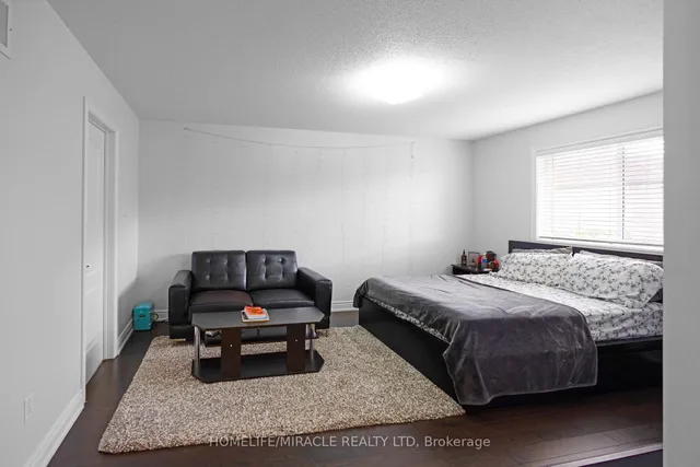 Additional image 31 of 24 Fauna Crt