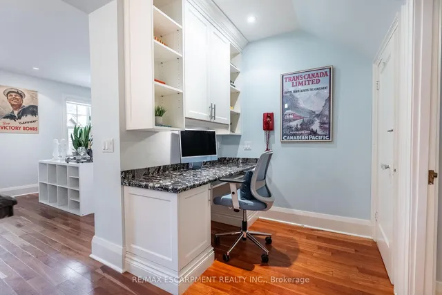 Additional image 18 of 158 Dalewood Cres