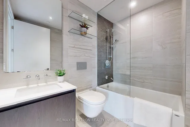 Additional image 23 of 81 Wellesley St Unit 2001