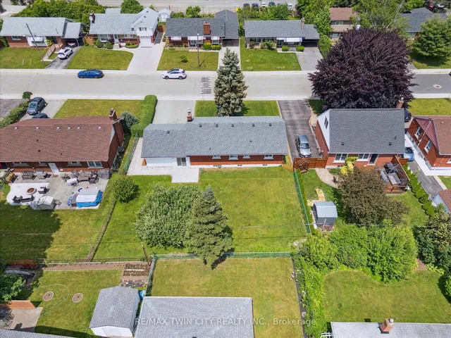 Additional image 5 of 13 Meadowvale Ave