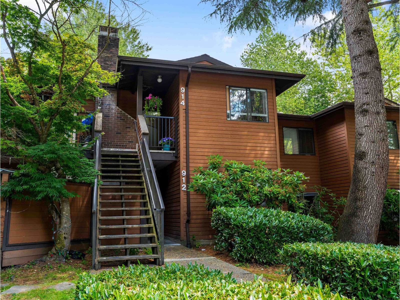 914 10620 150 STREET|Surrey, British Columbia V3R7S1