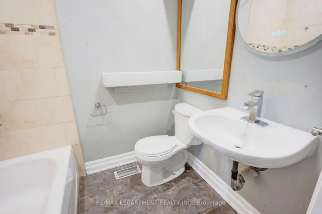 Additional image 15 of 61 Clarence St