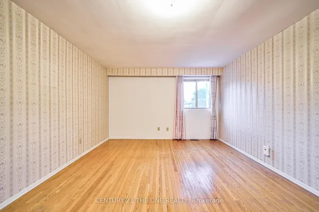 Additional image 22 of 54 Marblemount Cres