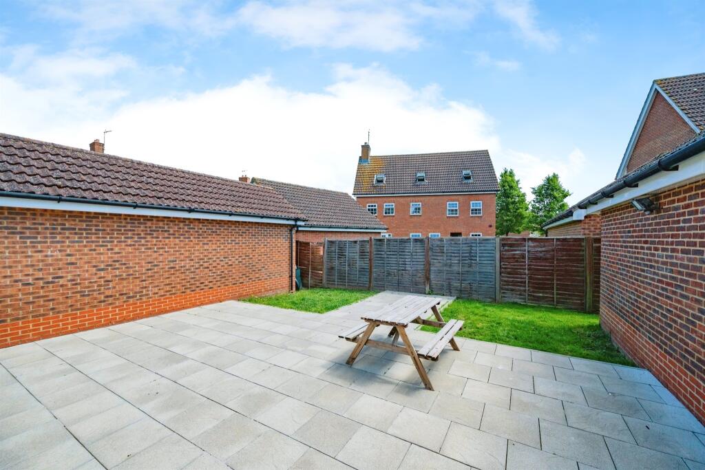 Additional image 14 of The Runway, Hatfield