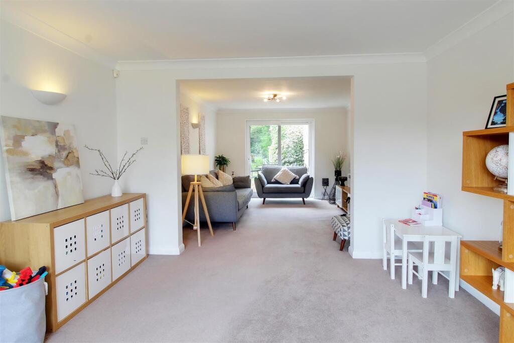 Additional image 11 of Peplins Way, Brookmans Park