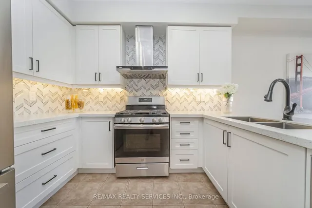 Additional image 8 of 82 Evanwood Cres