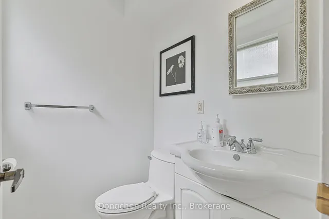 Additional image 25 of 94 Mossbrook Cres