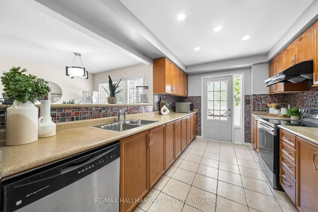 Additional image 4 of 15 Snowgoose Terr