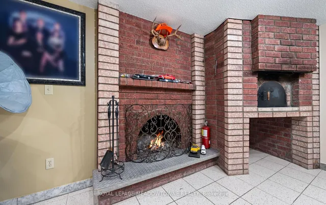 Additional image 38 of 36 Shadywood Rd