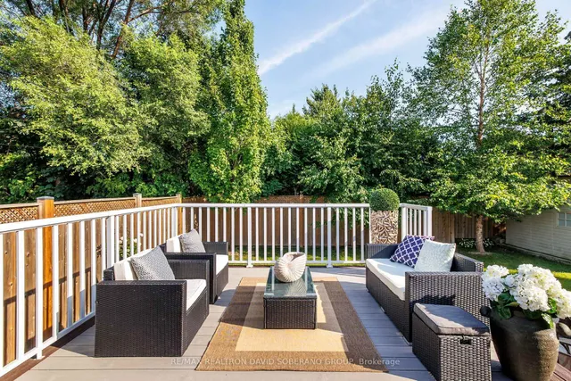 Additional image 33 of 207 Searle Ave