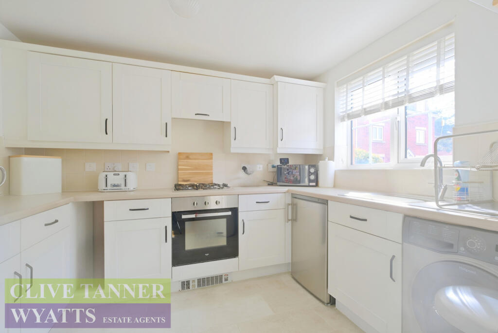 Additional image 5 of New Imperial Crescent, Tyseley, Birmingham B11 3FJ