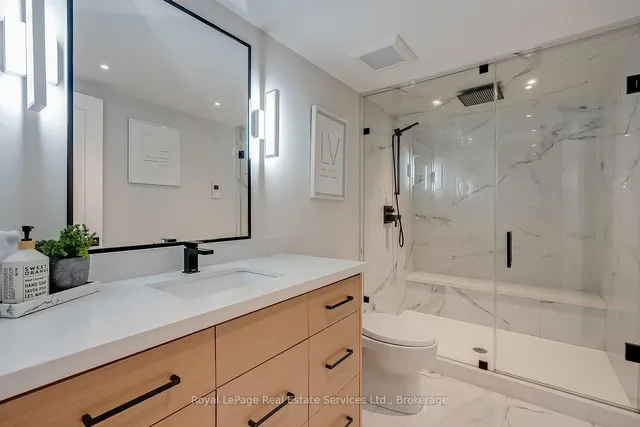 Additional image 40 of 111 Judith Cres