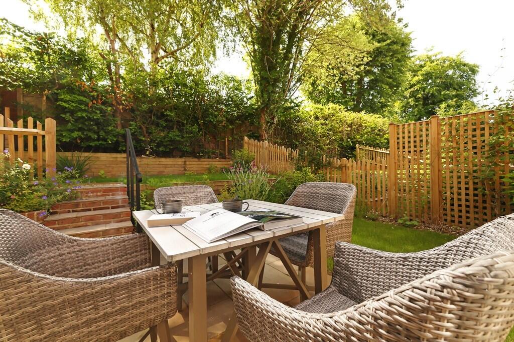 Additional image 4 of Salisbury Avenue,
Harpenden,
Hertfordshire,
AL5 2QF