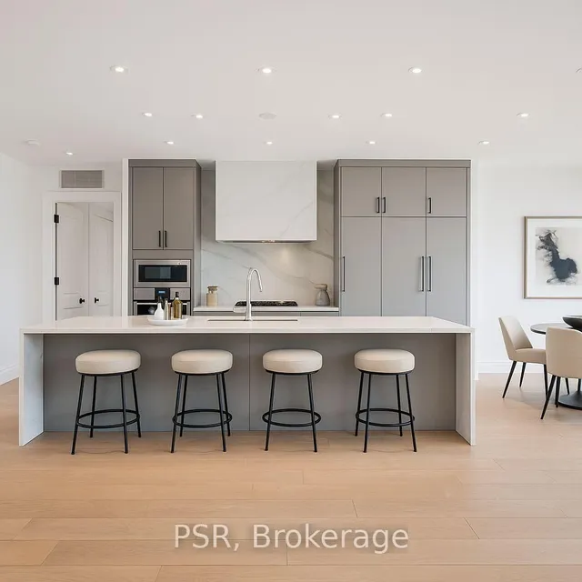 2010 Bathurst St Unit 4C