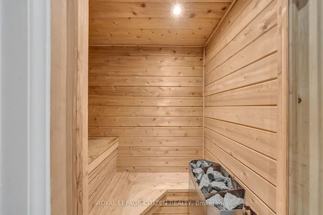 Additional image 29 of 124 Caledonia Rd