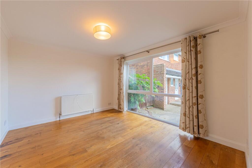 Additional image 6 of Parva Close, Harpenden, AL5