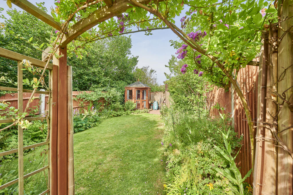 Additional image 3 of Marshalls Heath Lane, Wheathampstead, St. Albans, Hertfordshire, AL4