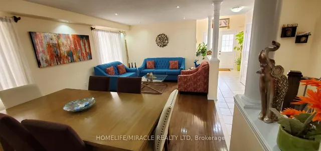 房产图片 16 - 28 Bramfield 街