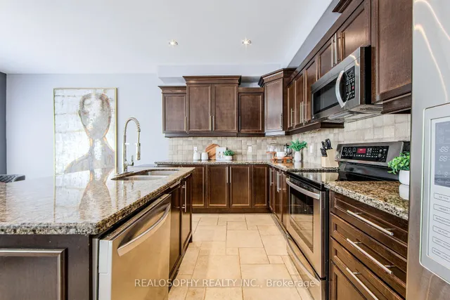 Additional image 42 of 24 Mona Lisa Crt