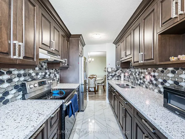 Additional image 21 of 18 Knightsbridge Rd Unit 1412