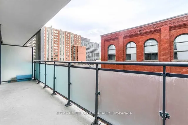 Additional image 18 of 460 Adelaide St Unit 520