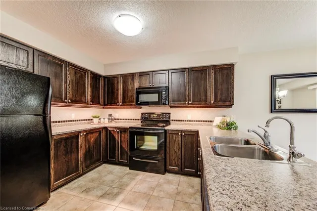 Additional image 9 of 54 Huck Cres