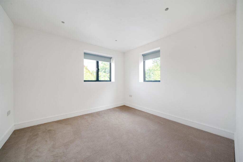 Additional image 16 of Wildwood Avenue, Bricket Wood, St. Albans