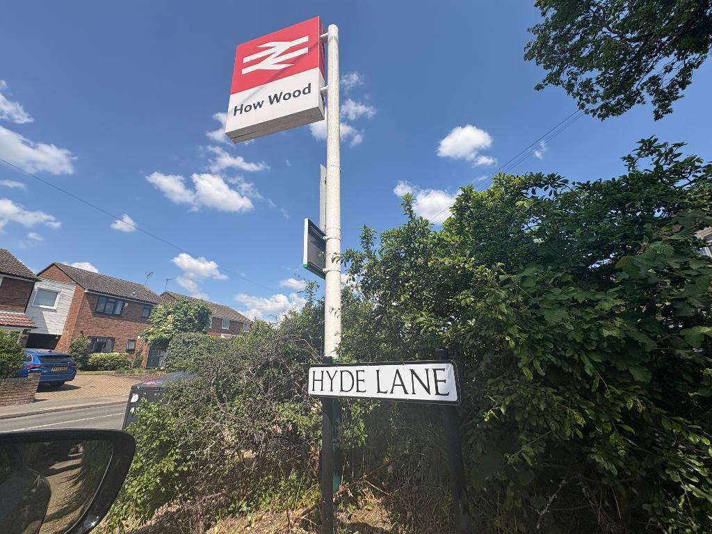 Additional image 8 of Park Street Lane, St Albans, Hertfordshire, AL2 2NG