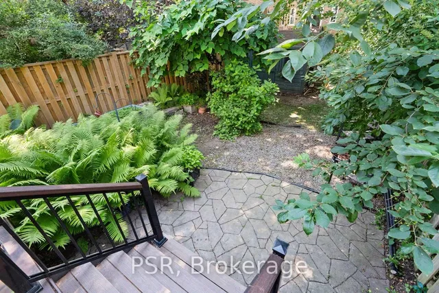 Additional image 34 of 41 Robbins Ave