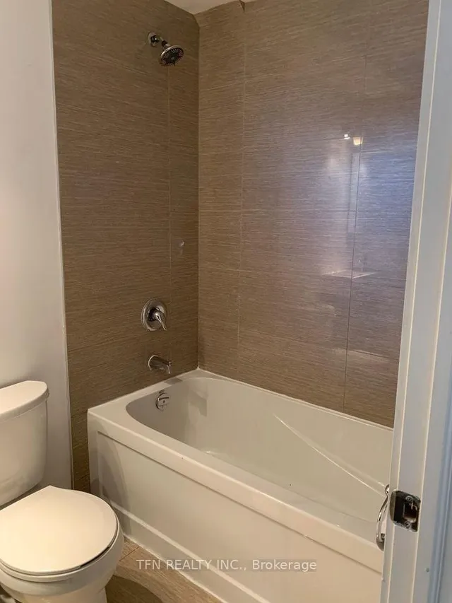 Additional image 9 of 1393 Dundas St