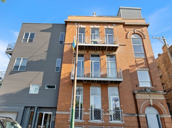 2411 W Walton St APT 2B, Chicago, IL 60622