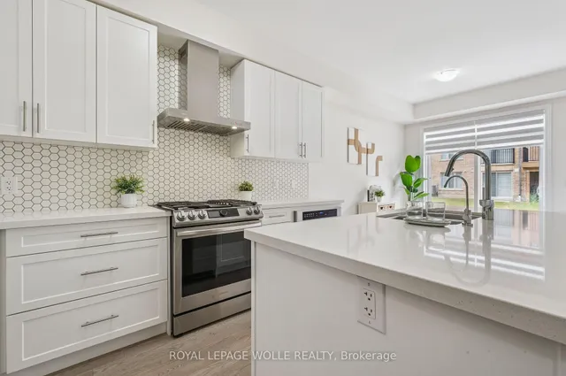 Additional image 16 of 14 Roywood St