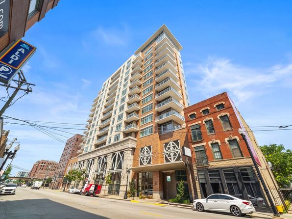 230 W Division St APT 1201, Chicago, IL 60610