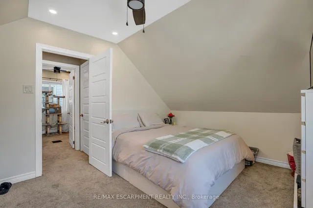 Additional image 17 of 38 Eastvale Pl