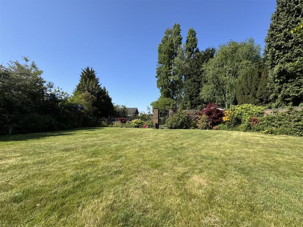 Additional image 63 of Birmingham Road, Great Barr, Birmingham