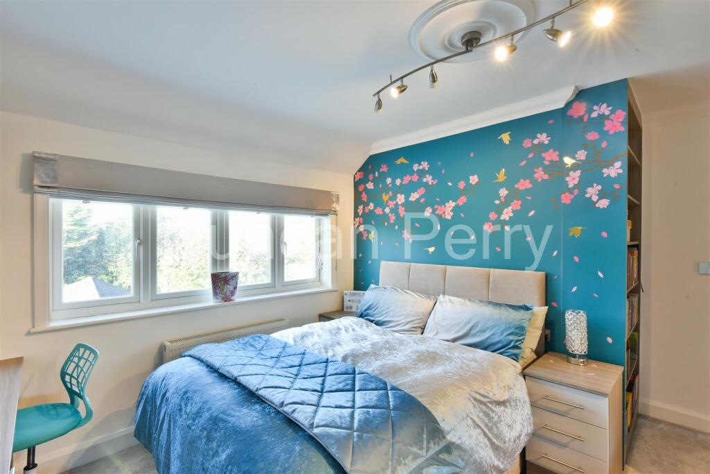 Additional image 12 of Moffats Lane, Brookmans Park, Herts