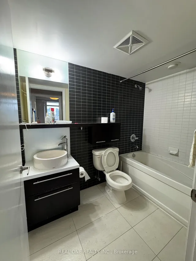 Additional image 9 of 21 Carlton St Unit 1809