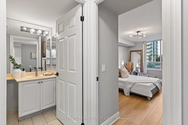 Additional image 20 of 5233 Dundas St Unit 227