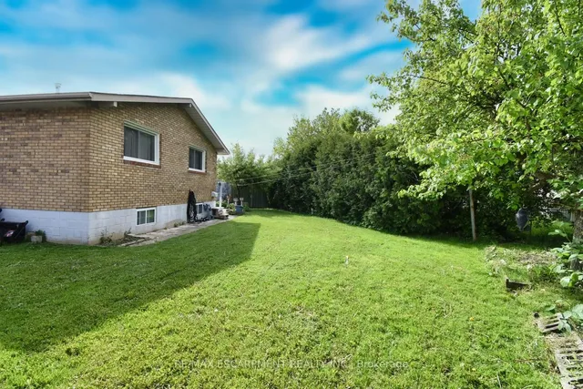 Additional image 28 of 18 Villa Crt