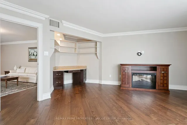 Additional image 30 of 2010 Islington Ave Unit 405
